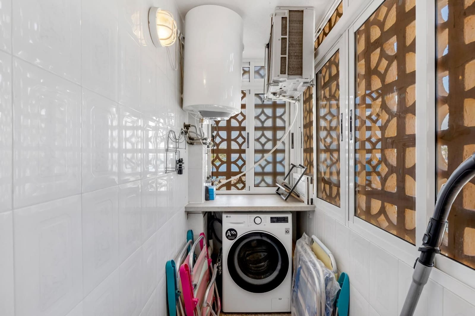 Apartamento de 3 habitaciones en Torrevieja en venta - 250.000 € (Ref: 9226242)