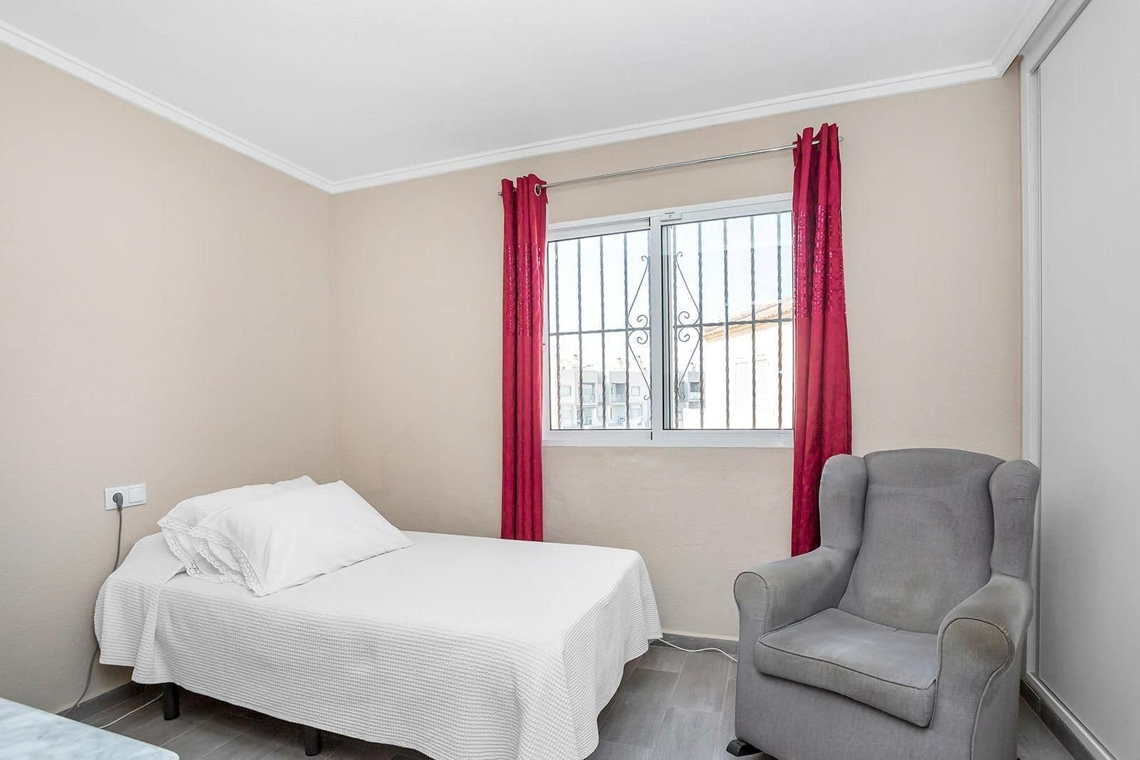 2 soverom Hus til salgs i Torrevieja med svømmebasseng - € 233 000 (Ref: 9226244)