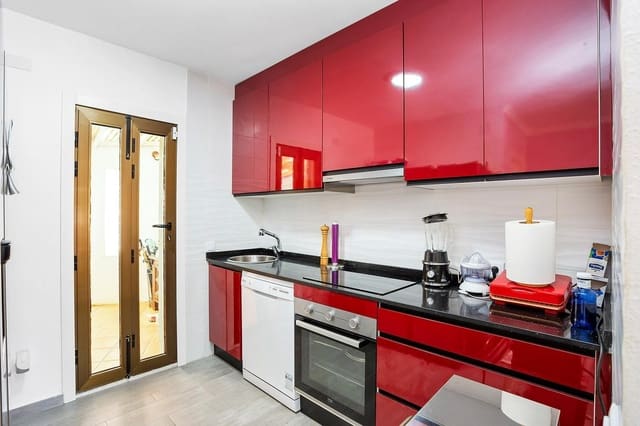 2 soverom Hus til salgs i Torrevieja med svømmebasseng - € 233 000 (Ref: 9226244)