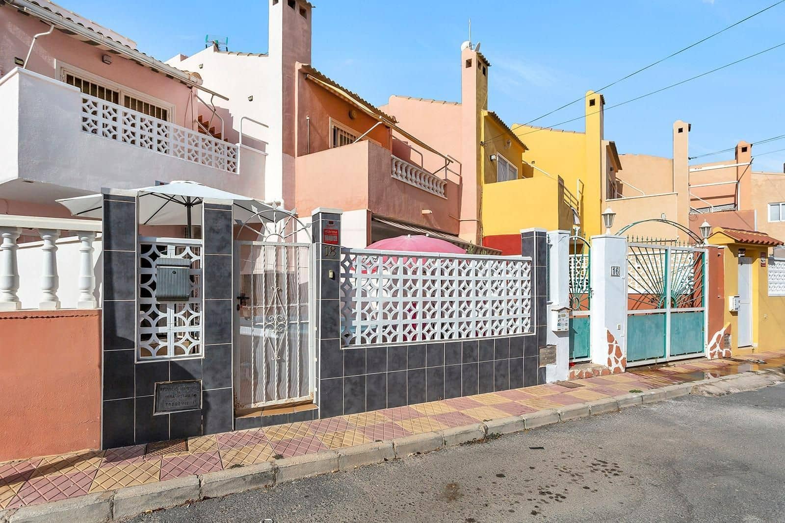2 soverom Hus til salgs i Torrevieja med svømmebasseng - € 233 000 (Ref: 9226244)