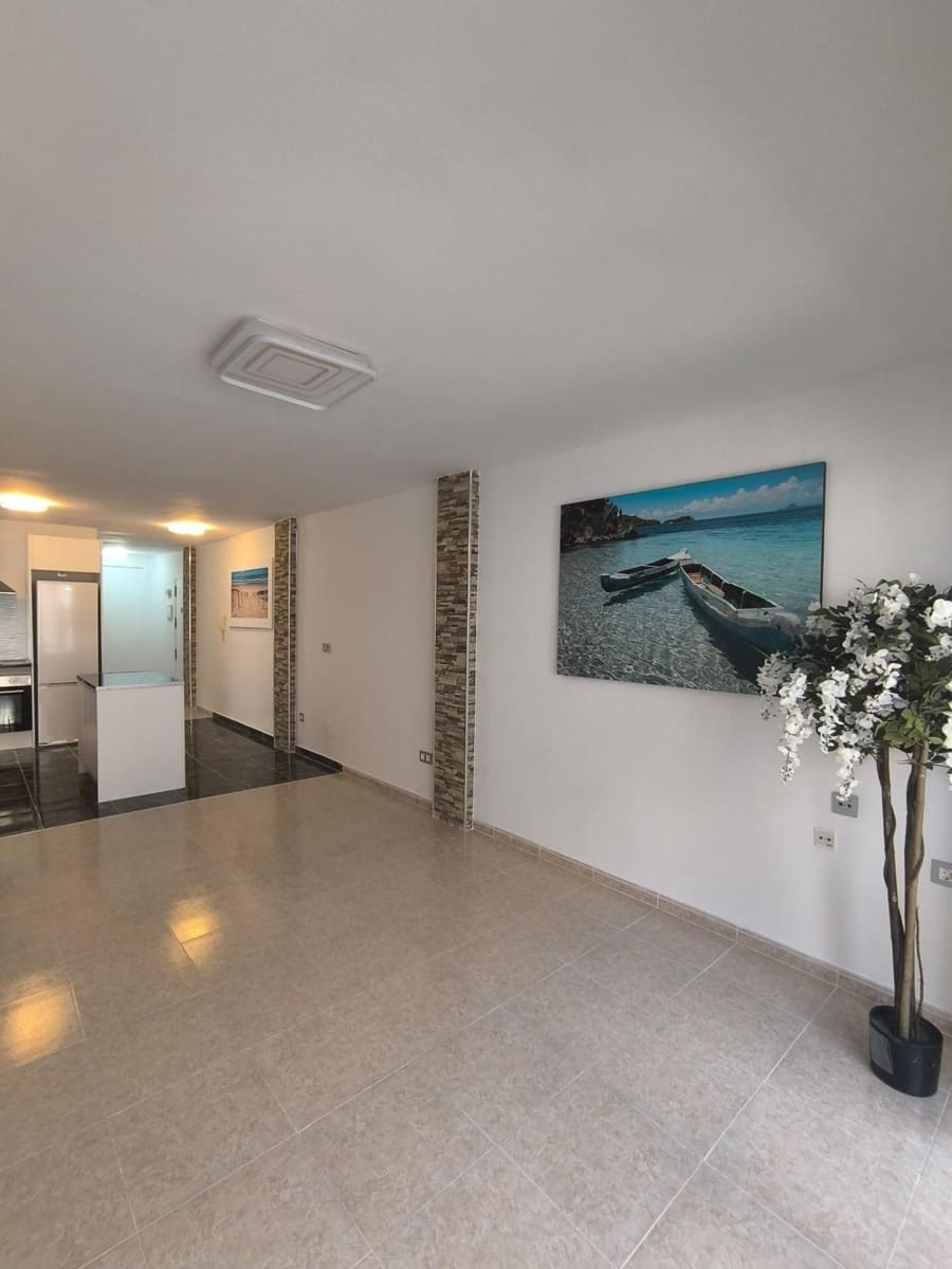 3 bedroom Apartment for sale in Torrevieja - € 188,000 (Ref: 9226247)