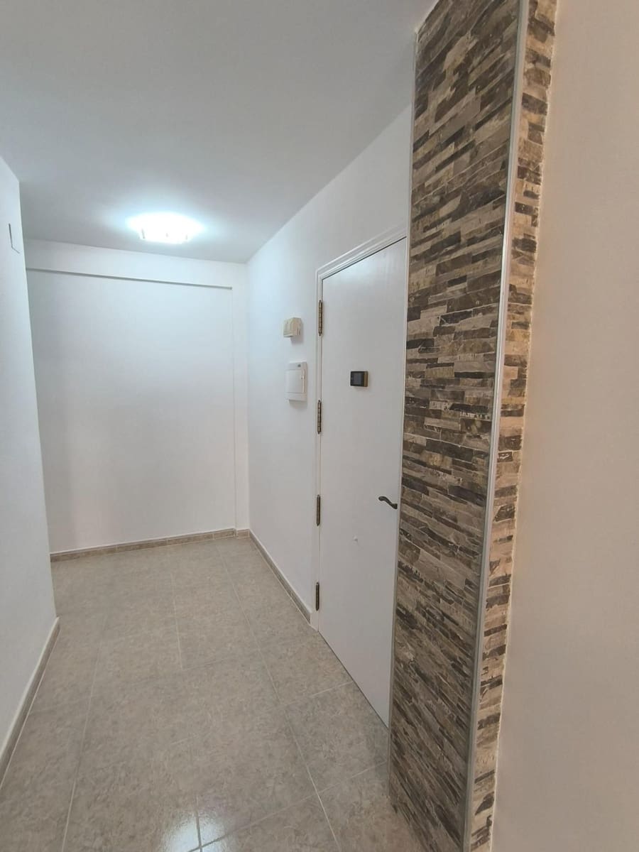 3 bedroom Apartment for sale in Torrevieja - € 188,000 (Ref: 9226247)