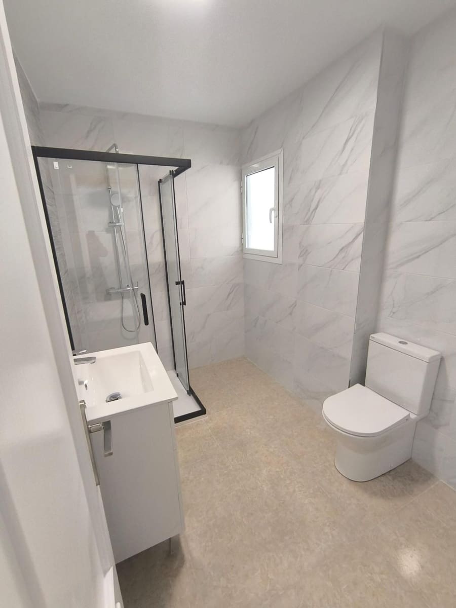 3 bedroom Apartment for sale in Torrevieja - € 188,000 (Ref: 9226247)