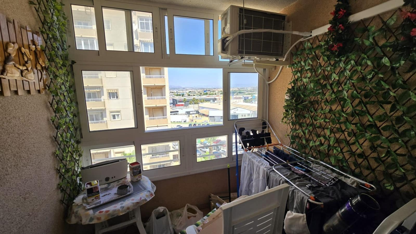 2 bedroom Apartment for sale in Torrevieja with pool - € 114,950 (Ref: 9232381)