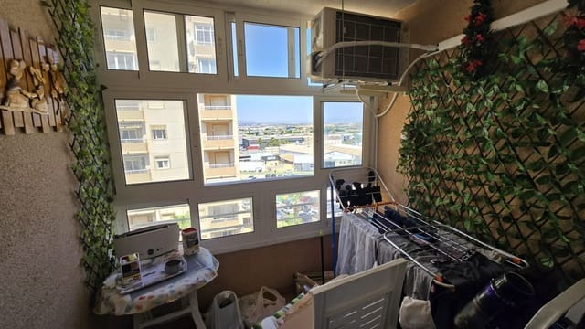 2 bedroom Apartment for sale in Torrevieja with pool - € 114,950 (Ref: 9232381)