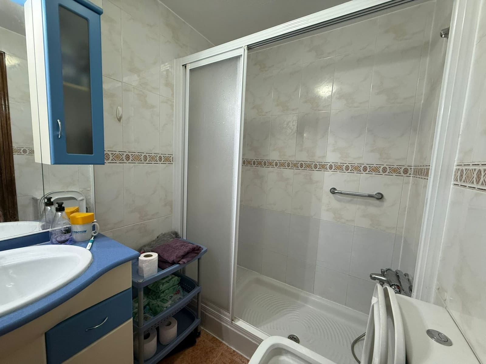 2 bedroom Apartment for sale in Torrevieja with pool - € 114,950 (Ref: 9232381)