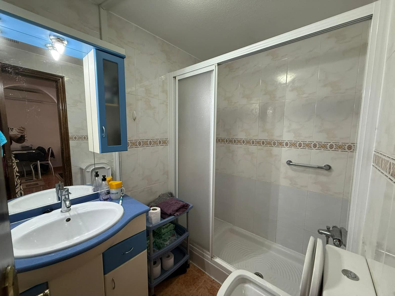 2 bedroom Apartment for sale in Torrevieja with pool - € 114,950 (Ref: 9232381)