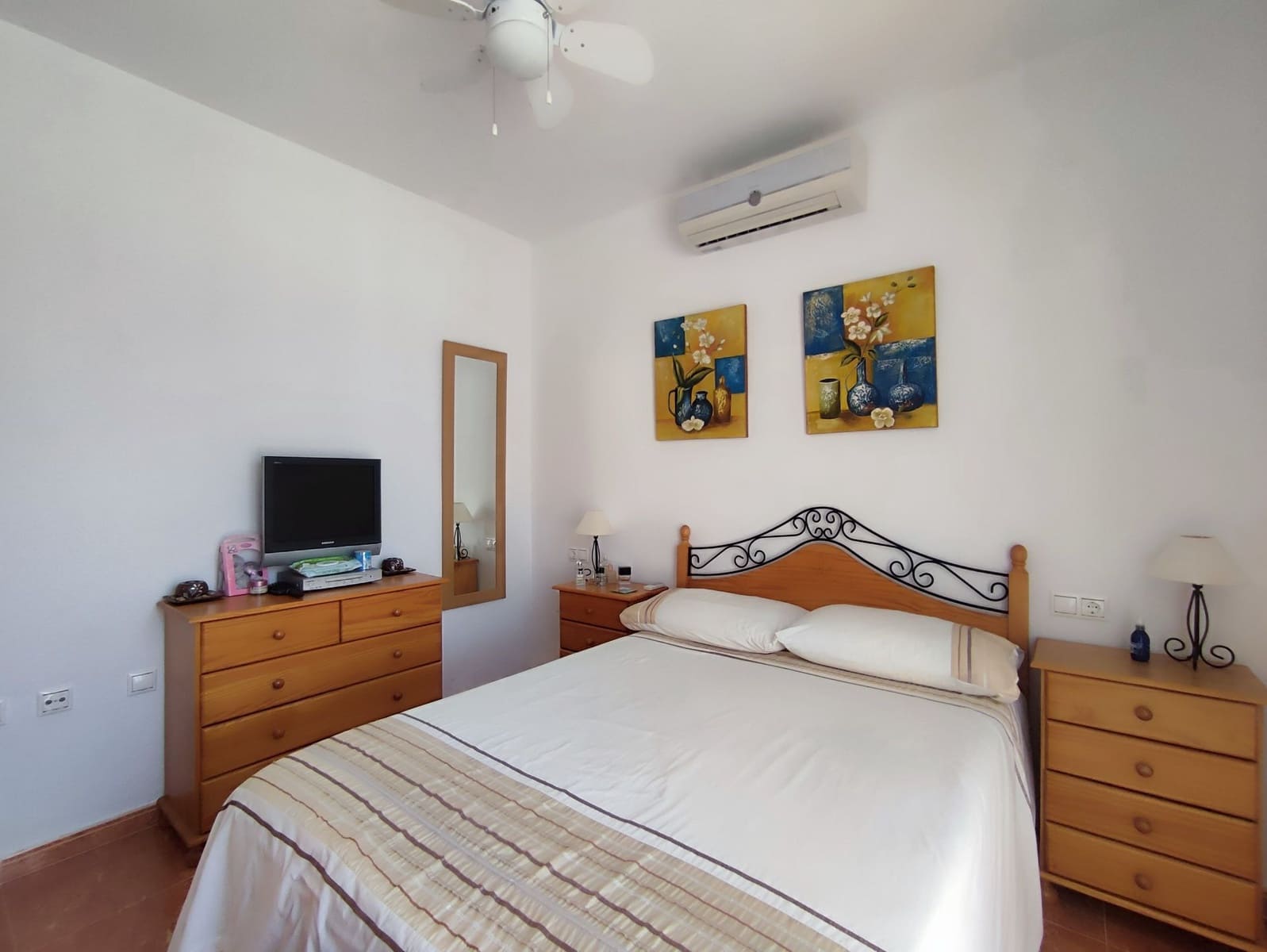 3 soveværelse Byhus til salg i Los Altos med swimmingpool garage - € 215.000 (Ref: 9236030)