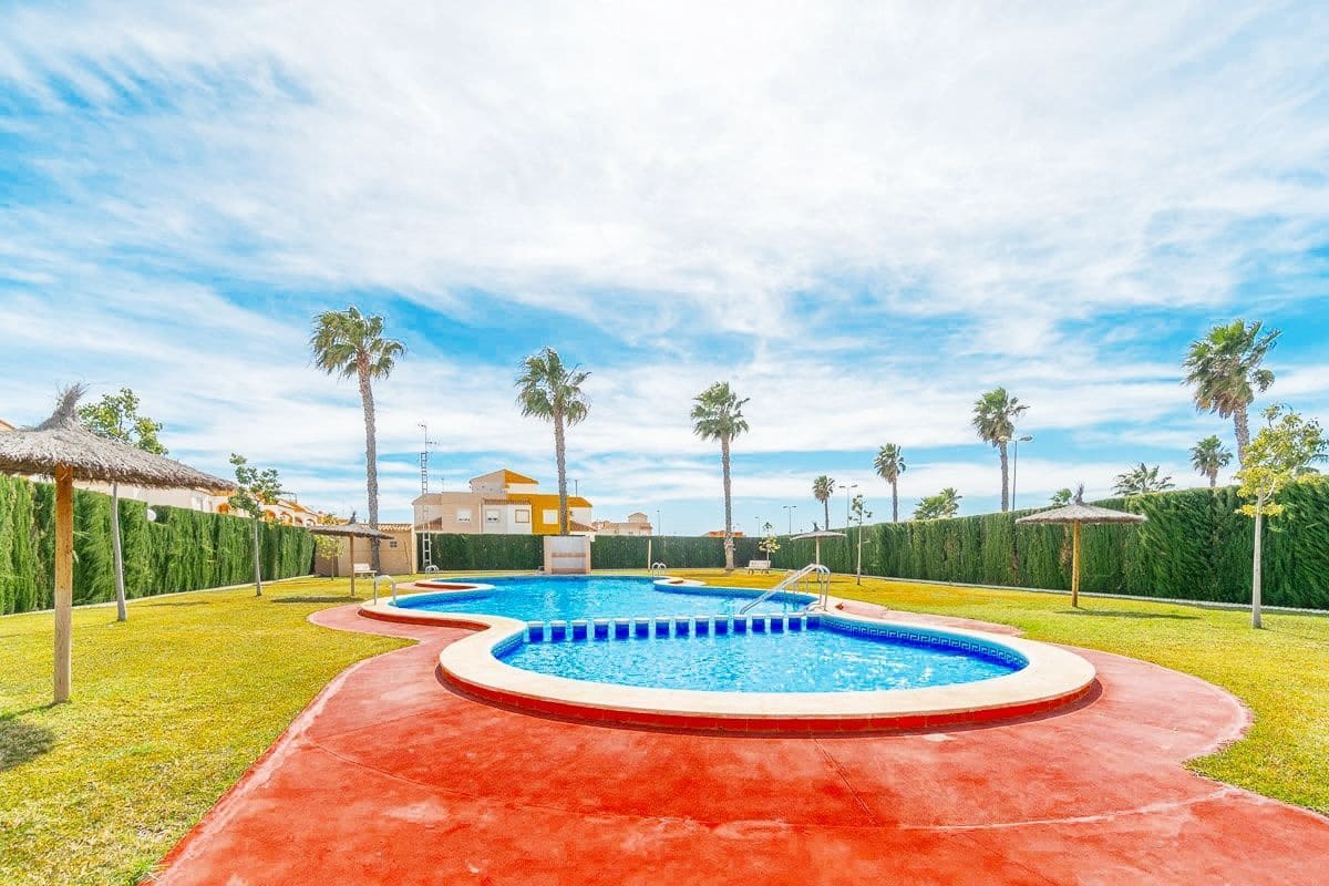 2 camera da letto Casa in vendita in Torrevieja con piscina garage - 139.000 € (Rif: 9256772)