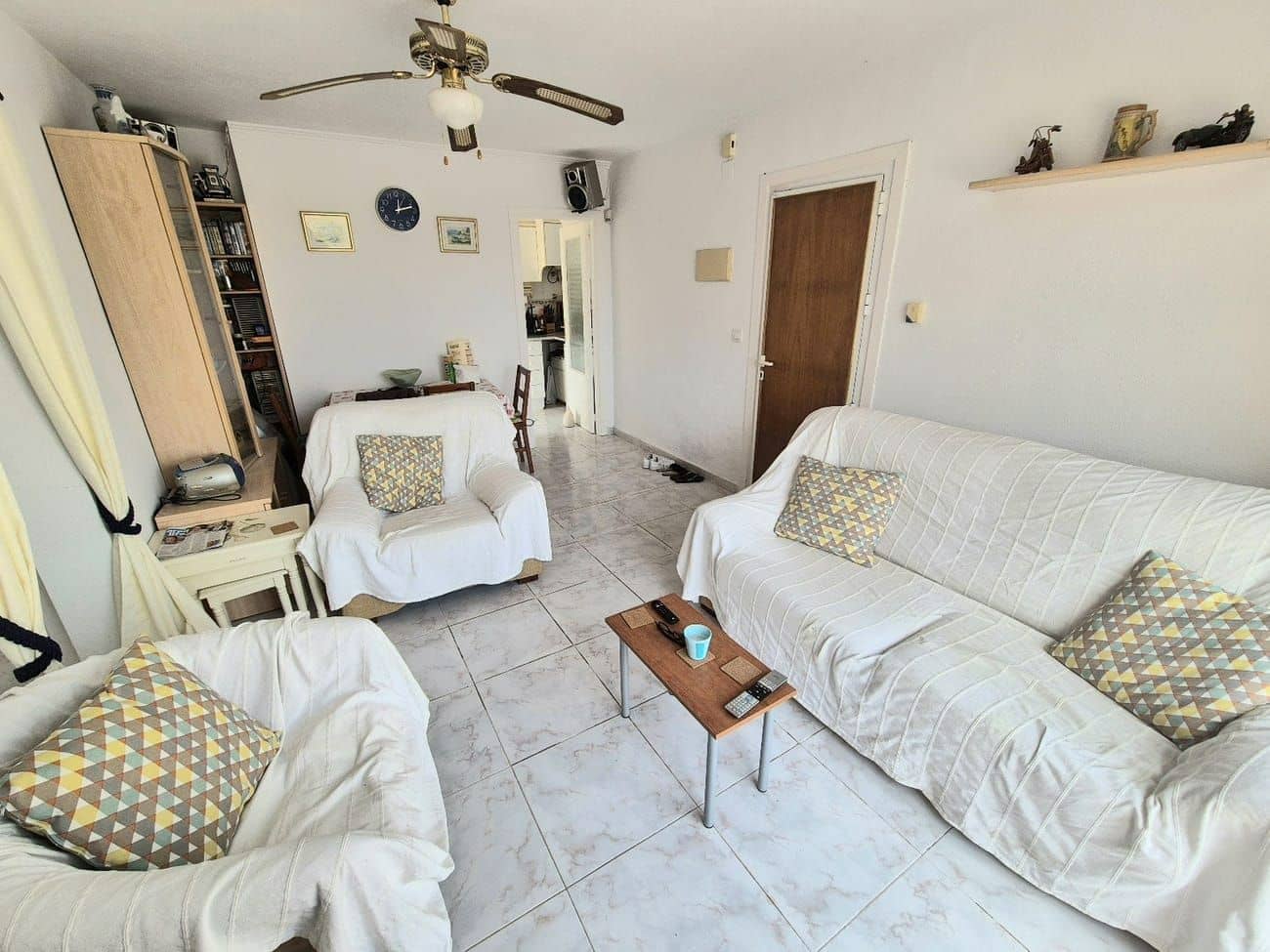 2 makuuhuone Bungalow myytävänä paikassa Torrevieja mukana uima-altaan 
autotalli - 124 995 € (Ref: 9256773)