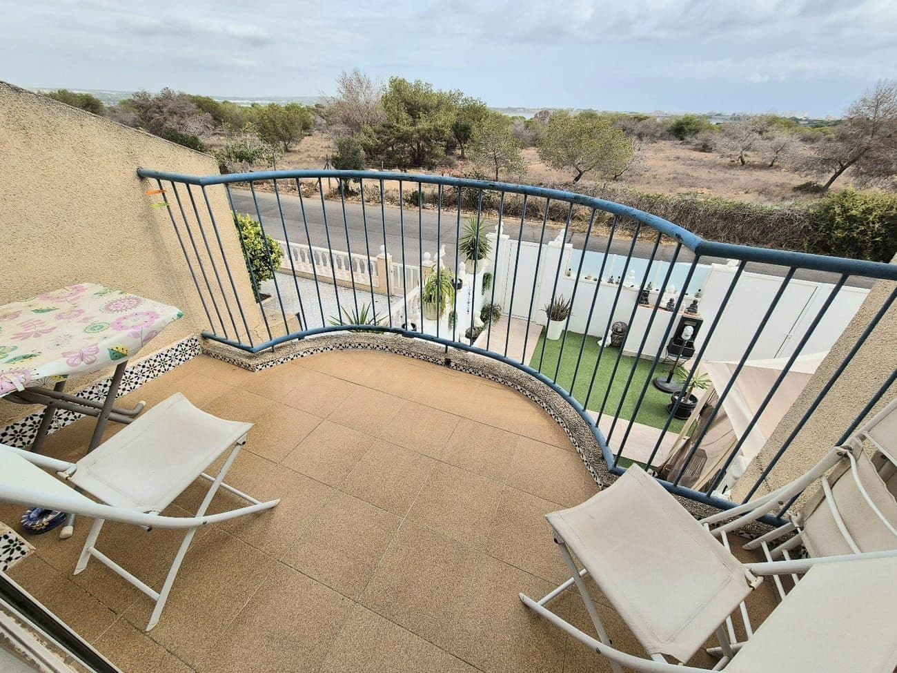 2 makuuhuone Bungalow myytävänä paikassa Torrevieja mukana uima-altaan 
autotalli - 124 995 € (Ref: 9256773)