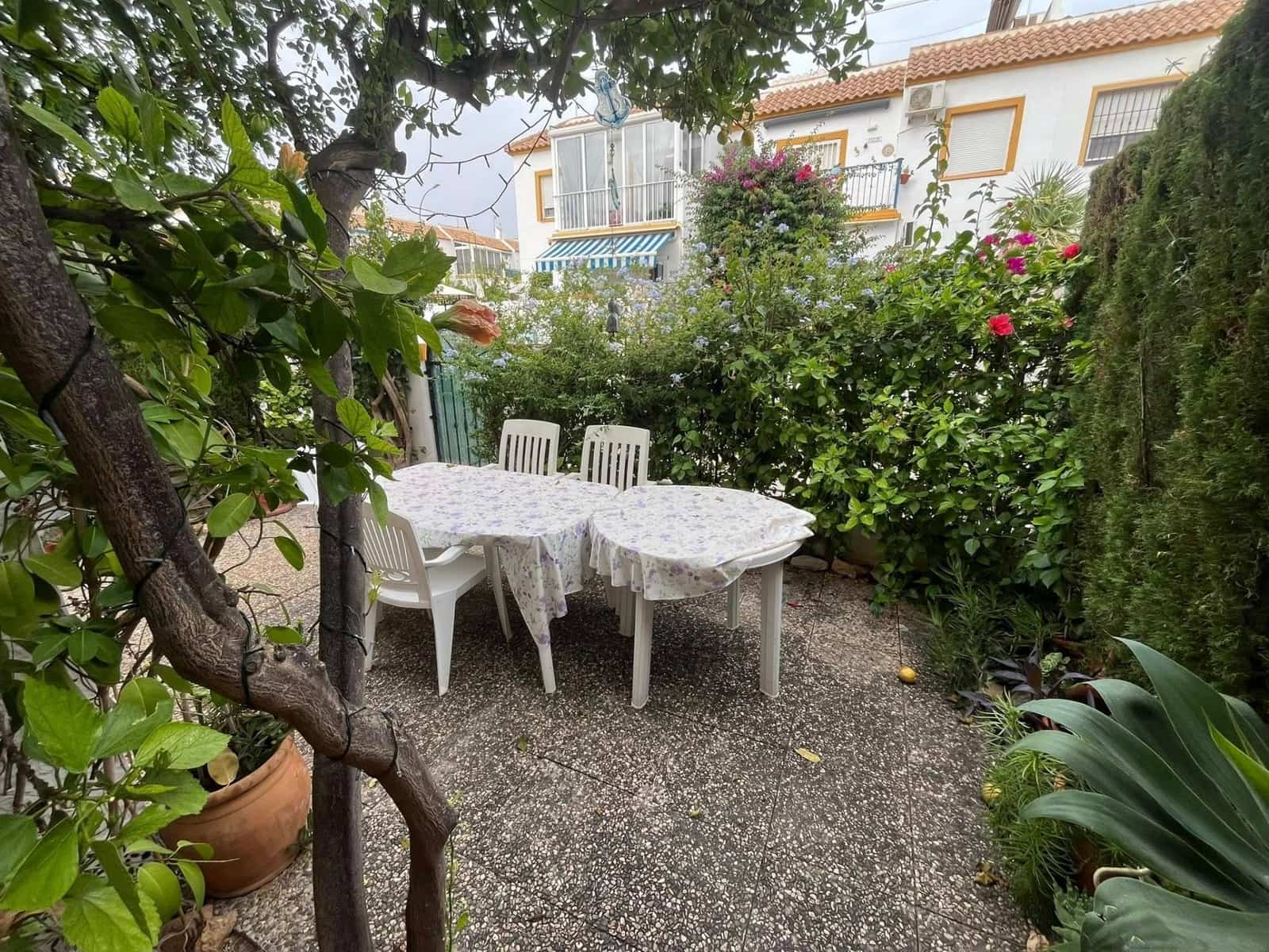 2 sypialnia Bungalow na sprzedaż w La Florida z basenem - 159 900 € (Ref: 9312353)