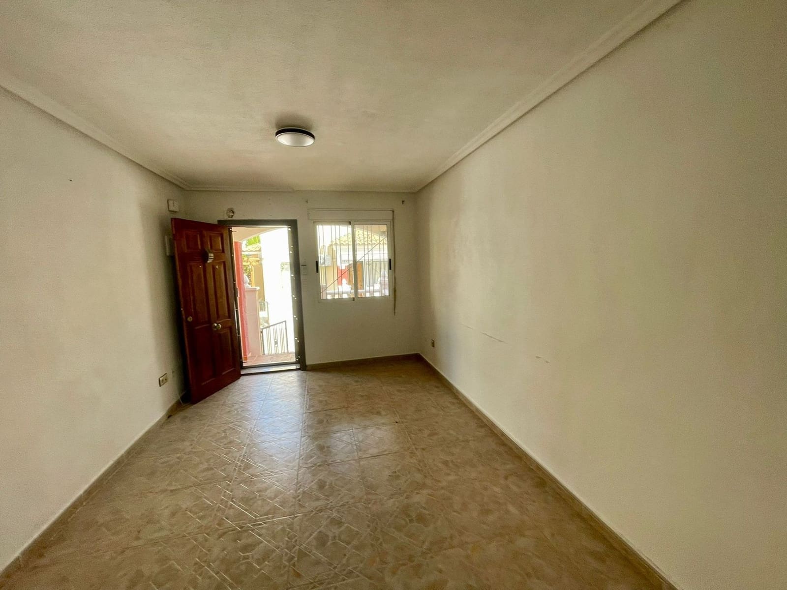 3 sovrum Hus till salu i Playa Flamenca med pool garage - 180 000 € (Ref: 9326011)