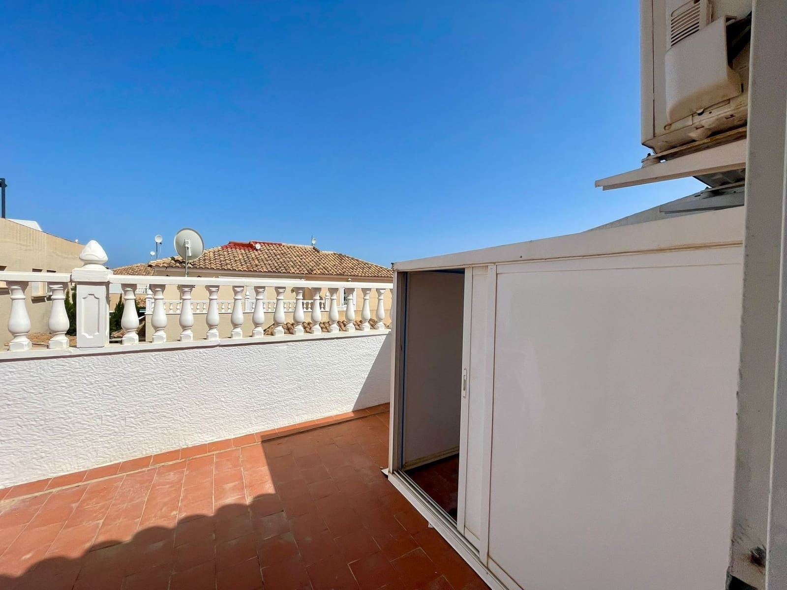 3 sovrum Hus till salu i Playa Flamenca med pool garage - 180 000 € (Ref: 9326011)