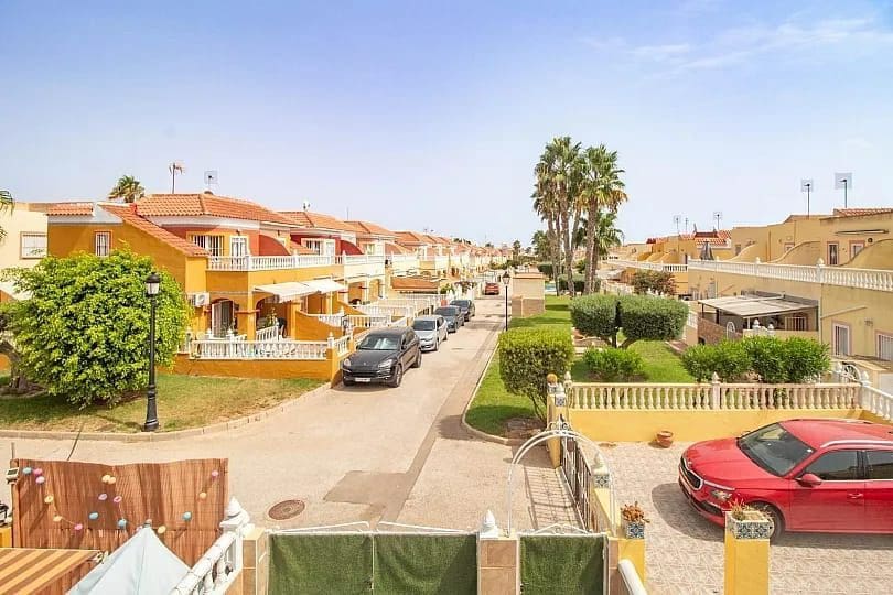 2 sypialnia Dom na sprzedaż w Cabo Roig z basenem garażem - 169 900 € (Ref: 9334407)