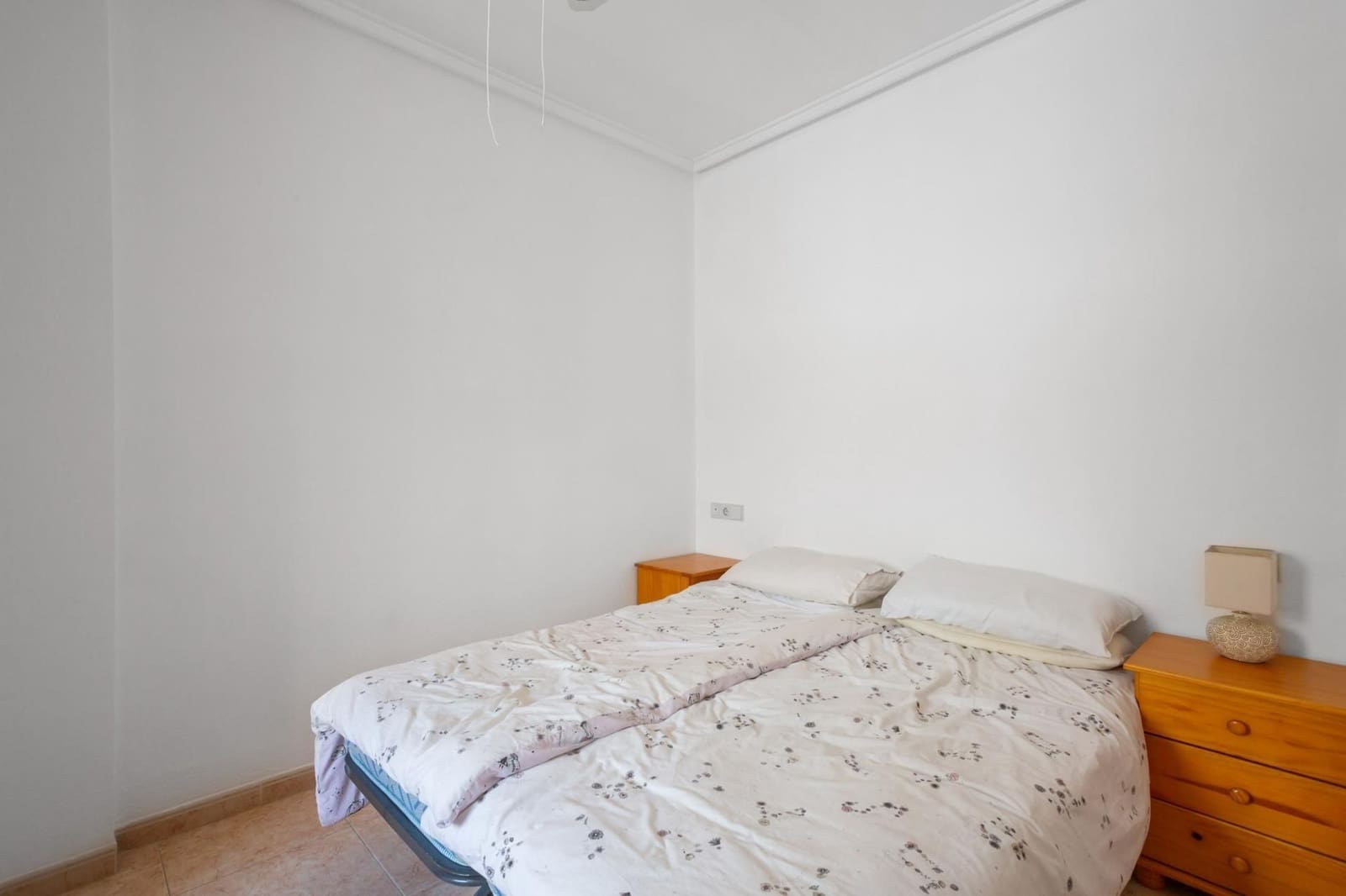 2 bedroom Apartment for sale in Torrevieja with pool - € 117,260 (Ref: 9334409)