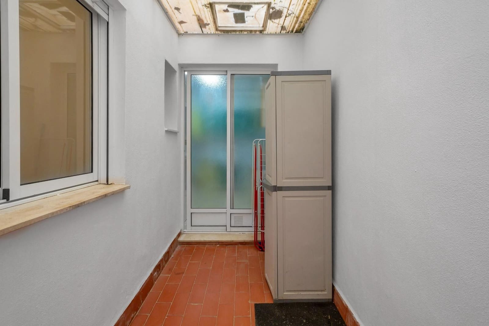 2 bedroom Apartment for sale in Torrevieja with pool - € 117,260 (Ref: 9334409)