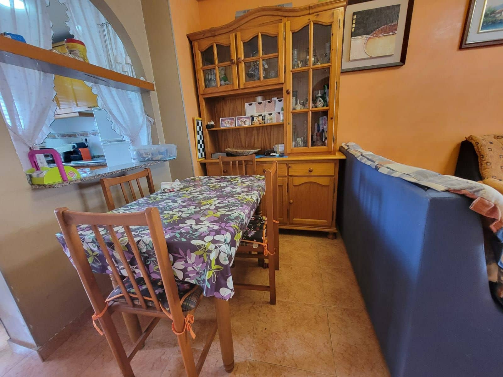 2 makuuhuone Huoneisto myytävänä paikassa Torrevieja mukana uima-altaan - 127 260 € (Ref: 9344382)