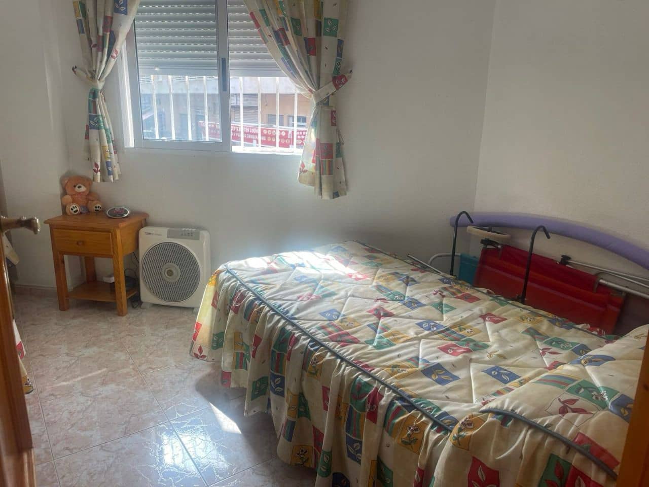 2 soveværelse Lejlighed til salg i Torrevieja med swimmingpool garage - € 126.000 (Ref: 9344383)