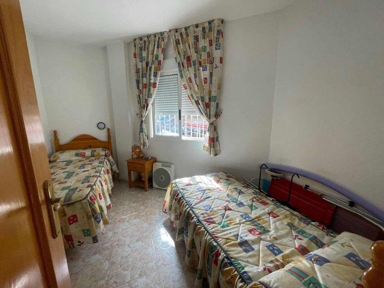 2 soveværelse Lejlighed til salg i Torrevieja med swimmingpool garage - € 126.000 (Ref: 9344383)