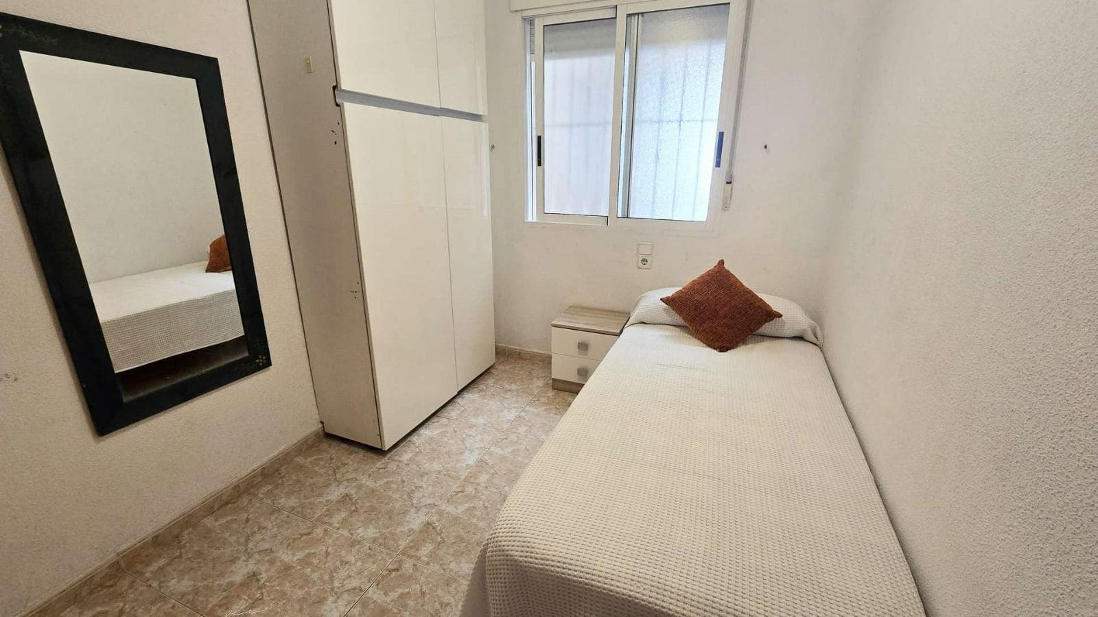 2 quarto Apartamento para venda em Torrevieja com piscina - 109 900 € (Ref: 9366993)