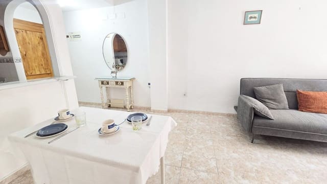 2 quarto Apartamento para venda em Torrevieja com piscina - 109 900 € (Ref: 9366993)
