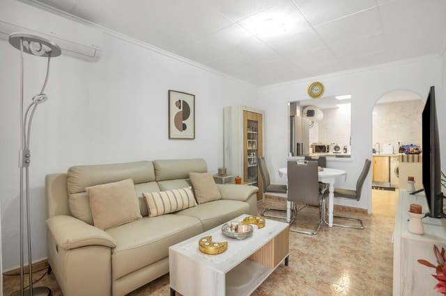 2 makuuhuone Omakotitalo myytävänä paikassa Torrevieja - 129 900 € (Ref: 9366994)