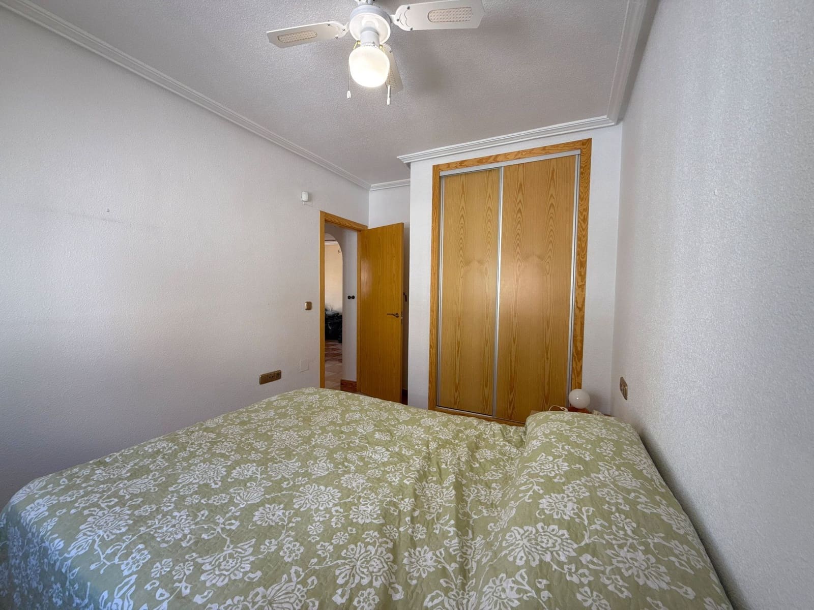 2 soveværelse Bungalow til salg i Cabo Roig med swimmingpool garage - € 189.950 (Ref: 9385165)