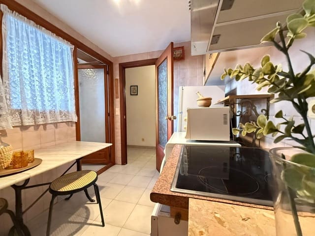 Apartamento de 1 habitación en Torrevieja en venta - 91.900 € (Ref: 9395760)