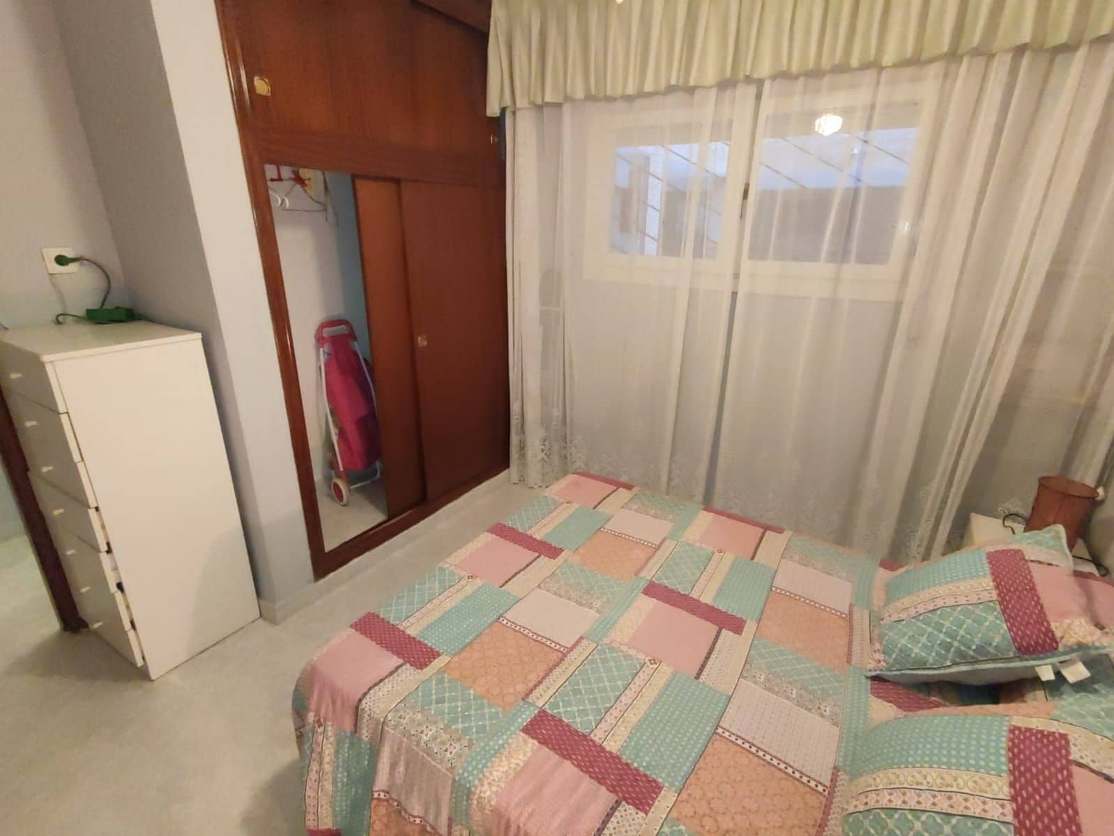 1 sovrum Lägenhet till salu i Torrevieja med pool - 89 990 € (Ref: 9433147)