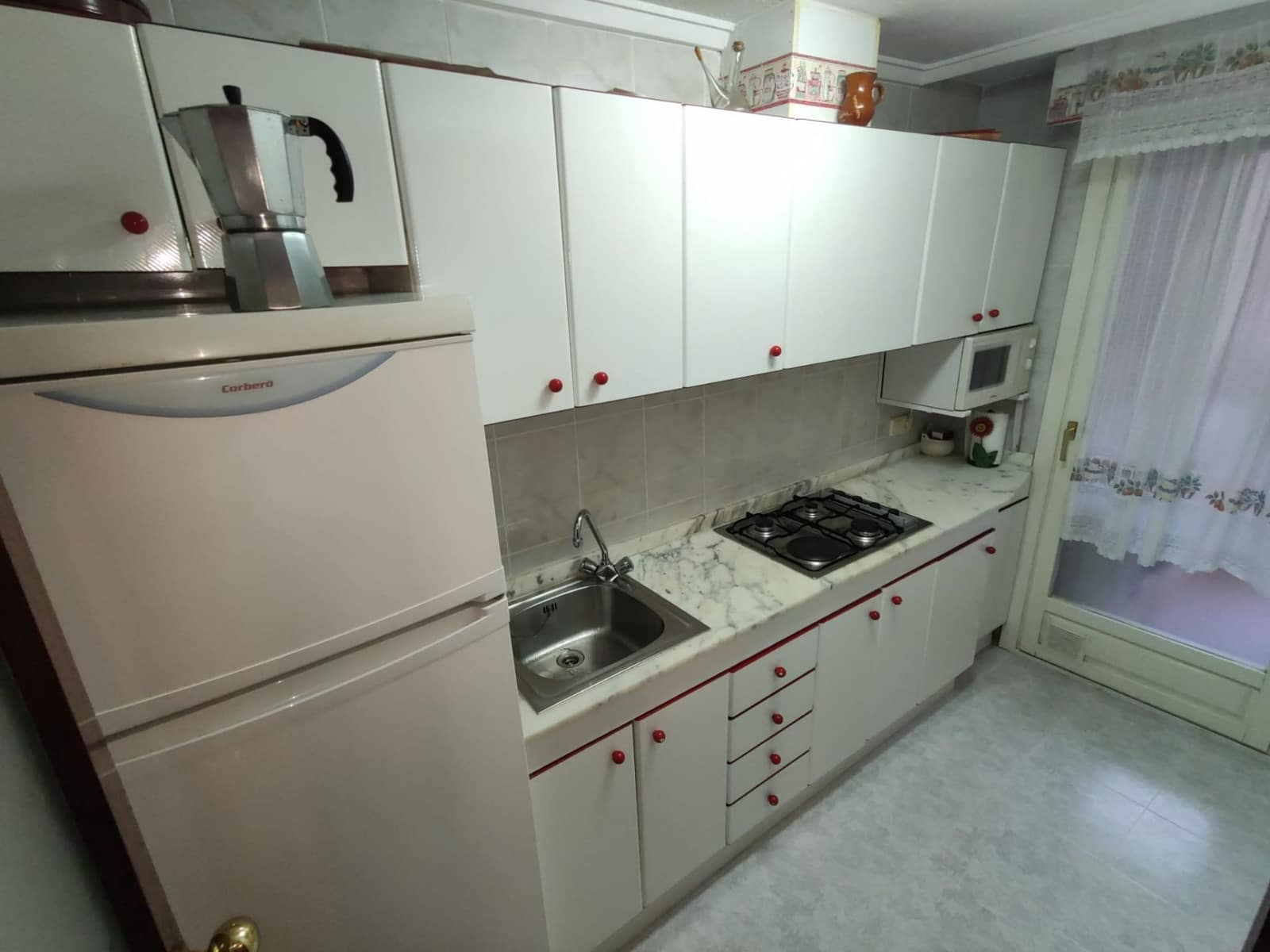 1 sovrum Lägenhet till salu i Torrevieja med pool - 89 990 € (Ref: 9433147)