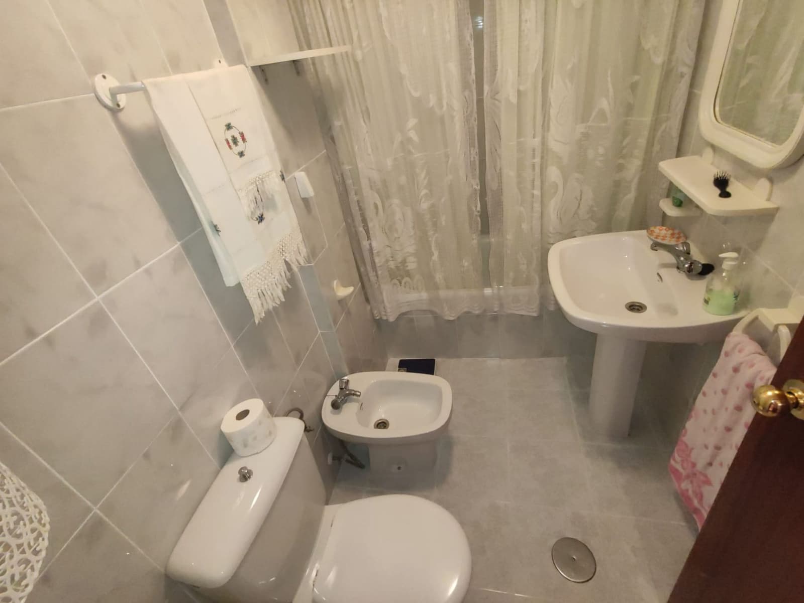 1 sovrum Lägenhet till salu i Torrevieja med pool - 89 990 € (Ref: 9433147)