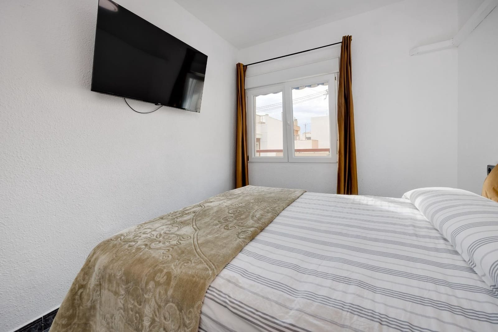 4 camera da letto Appartamento in vendita in Torrevieja - 133.900 € (Rif: 9433149)