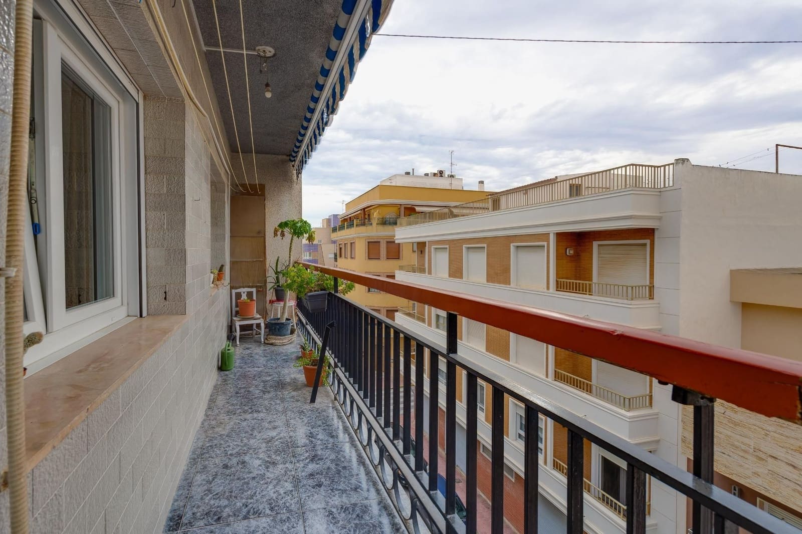 4 camera da letto Appartamento in vendita in Torrevieja - 133.900 € (Rif: 9433149)