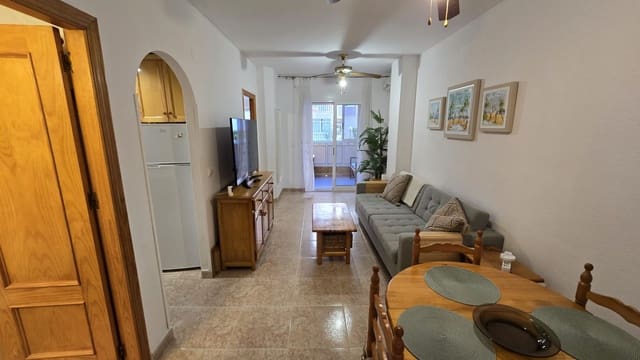 1 makuuhuone Huoneisto myytävänä paikassa Torrevieja mukana uima-altaan 
autotalli - 117 500 € (Ref: 9496898)