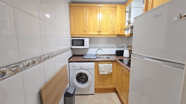 1 makuuhuone Huoneisto myytävänä paikassa Torrevieja mukana uima-altaan 
autotalli - 117 500 € (Ref: 9496898)