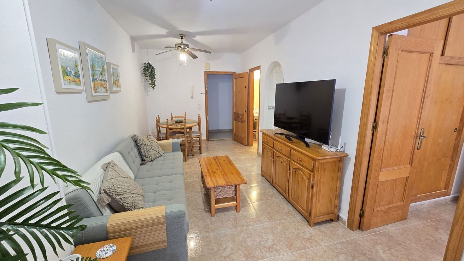 1 sypialnia Apartament na sprzedaż w Torrevieja z basenem garażem - 117 500 € (Ref: 9496898)