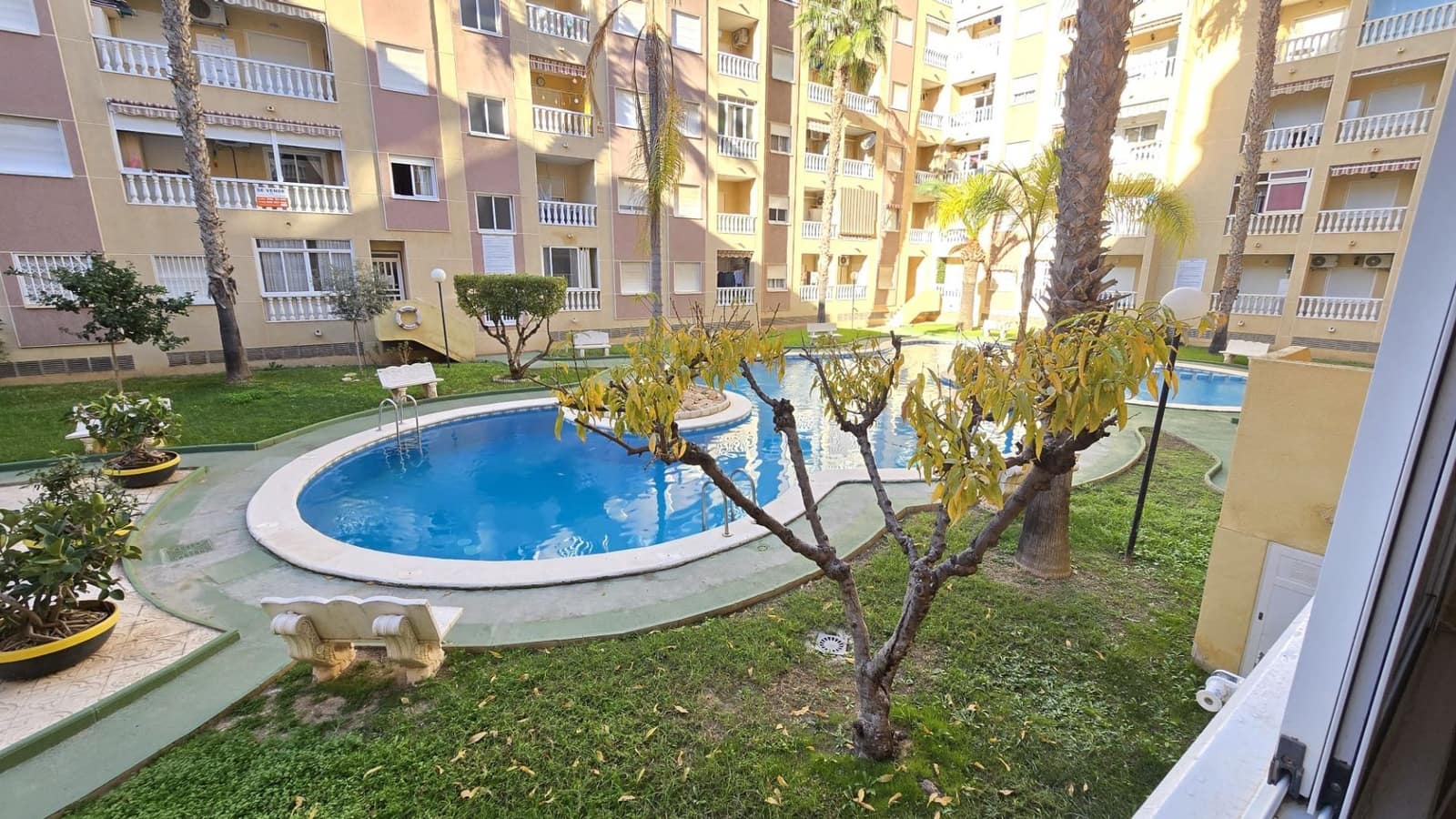 1 sypialnia Apartament na sprzedaż w Torrevieja z basenem garażem - 117 500 € (Ref: 9496898)