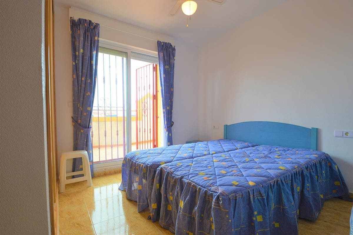 3 bedroom Townhouse for sale in Playa Flamenca with pool garage - € 185,000 (Ref: 9496899)