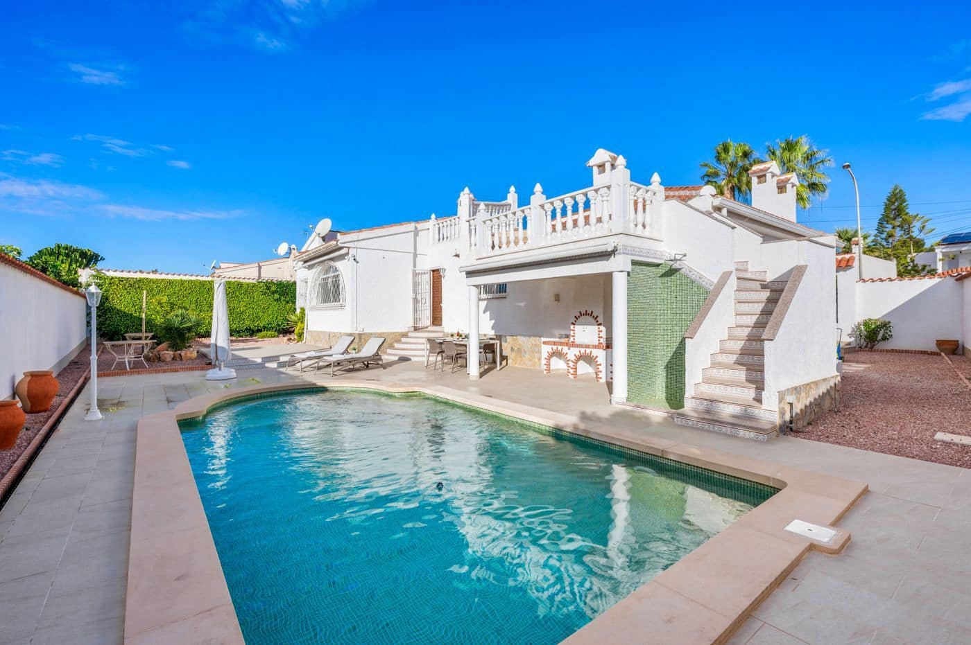 3 bedroom Villa for sale in Ciudad Quesada with pool garage - € 445,000 (Ref: 9610852)