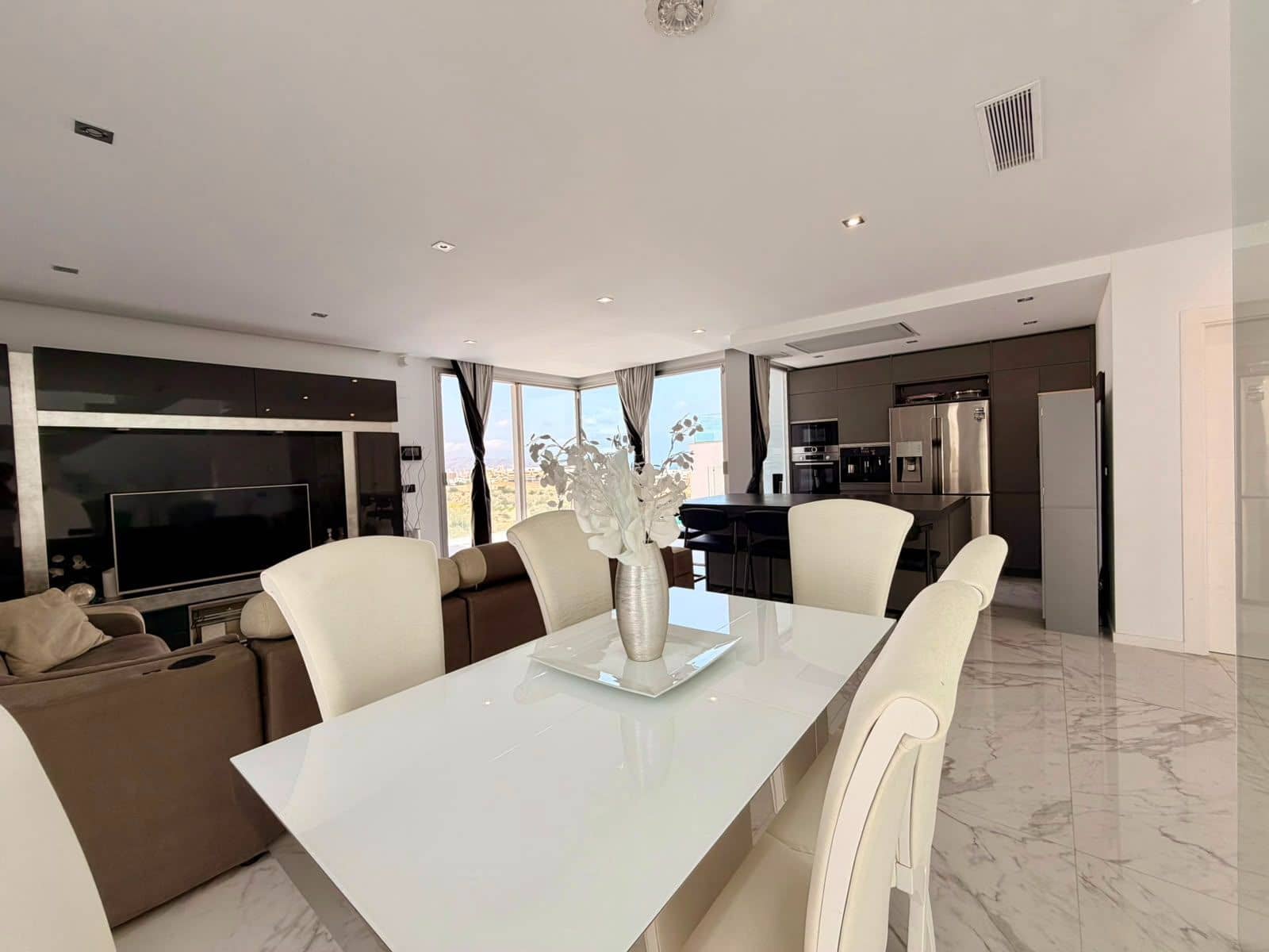 Chalet de 5 habitaciones en Finestrat en venta con piscina garaje - 1.500.000 € (Ref: 10031548)