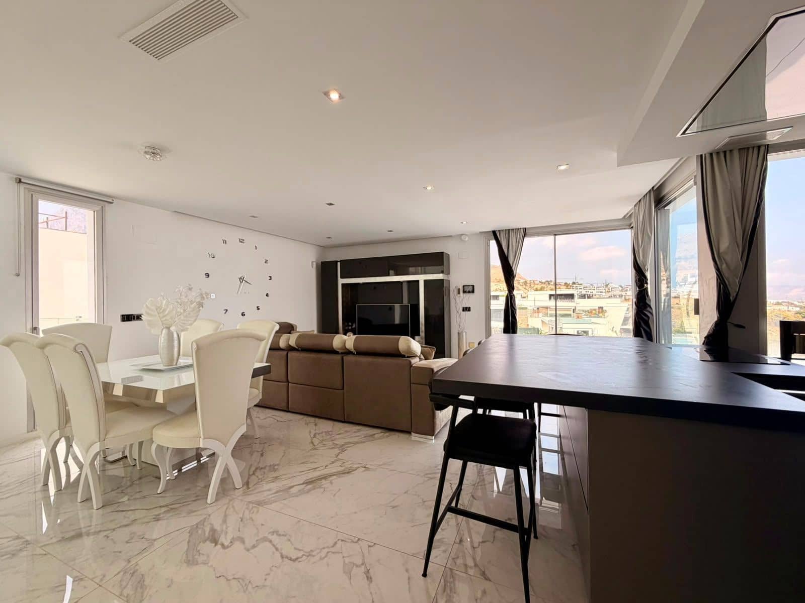 Chalet de 5 habitaciones en Finestrat en venta con piscina garaje - 1.500.000 € (Ref: 10031548)