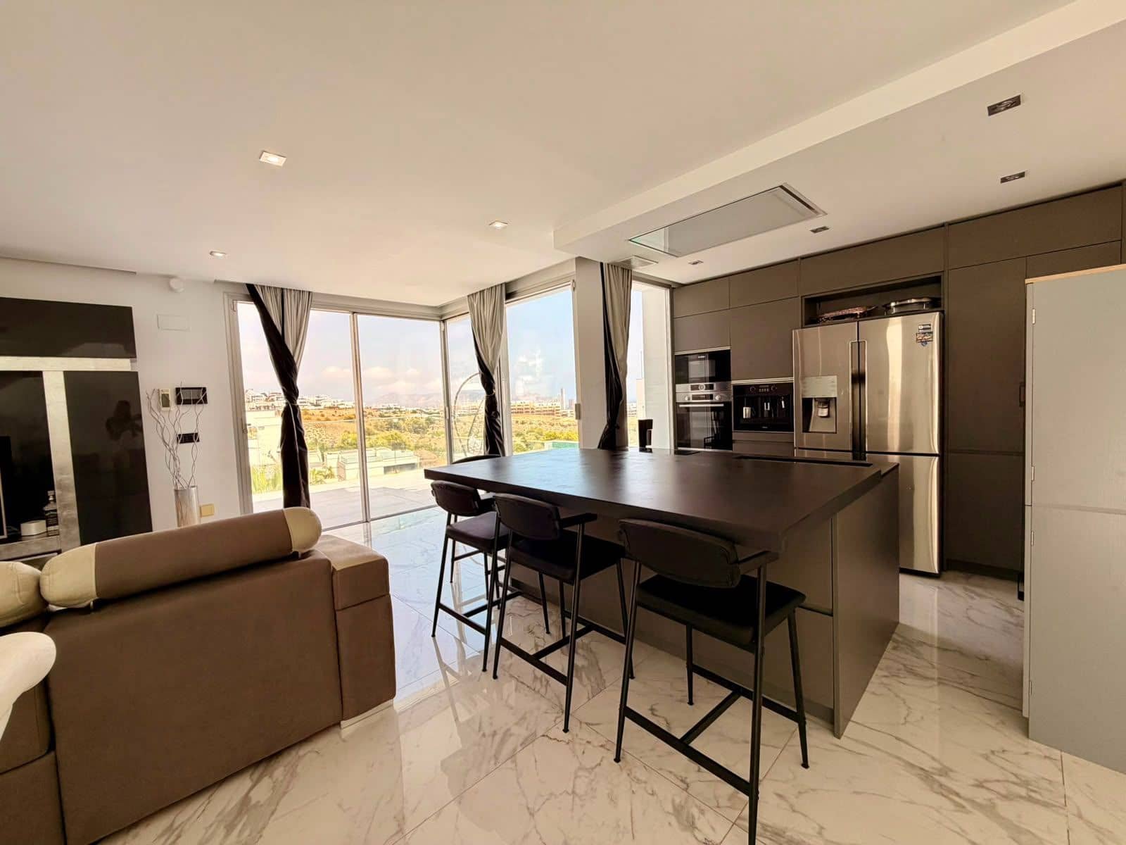 Chalet de 5 habitaciones en Finestrat en venta con piscina garaje - 1.500.000 € (Ref: 10031548)