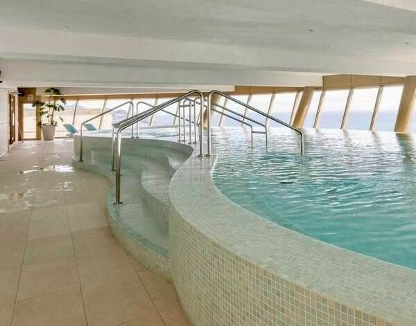 2 sovrum Lägenhet till salu i Benidorm med pool garage - 515 000 € (Ref: 10046935)