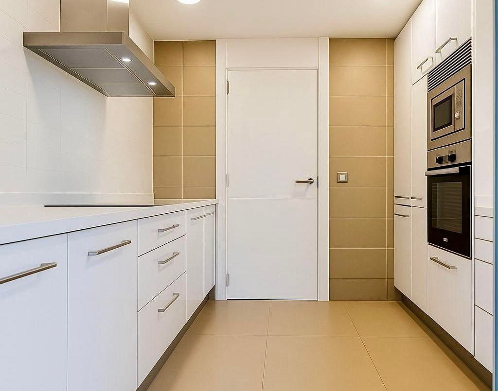 2 sovrum Lägenhet till salu i Benidorm med pool garage - 515 000 € (Ref: 10046935)