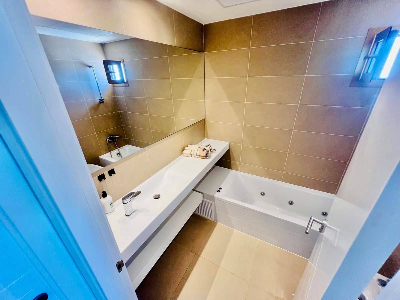 2 sovrum Lägenhet till salu i Benidorm med pool garage - 515 000 € (Ref: 10046935)