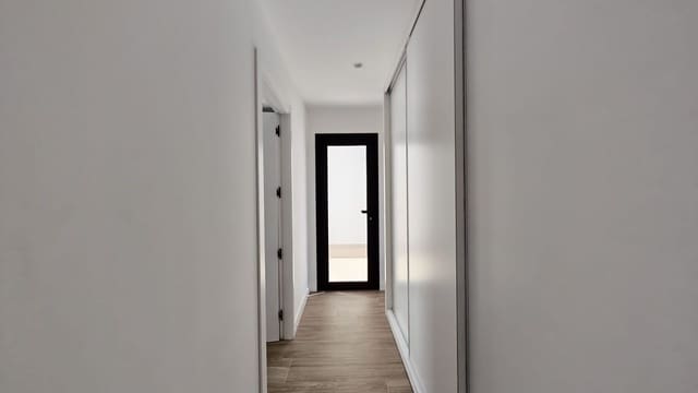 4 Zimmer Villa zu verkaufen in Escandinavia - Cautivador, Alfaz del Pi / L'Alfàs del Pi mit Pool Garage - 785.000 € (Ref: 10070393)