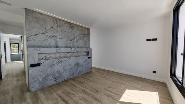 4 Zimmer Villa zu verkaufen in Escandinavia - Cautivador, Alfaz del Pi / L'Alfàs del Pi mit Pool Garage - 785.000 € (Ref: 10070393)