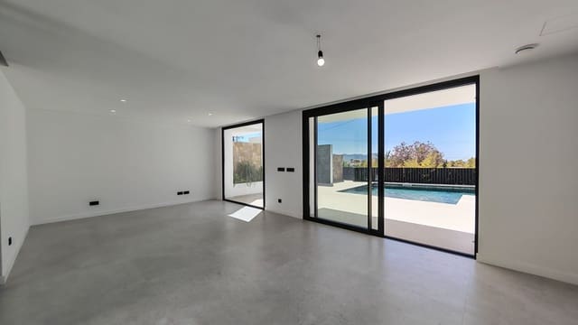 4 Zimmer Villa zu verkaufen in Escandinavia - Cautivador, Alfaz del Pi / L'Alfàs del Pi mit Pool Garage - 785.000 € (Ref: 10070393)