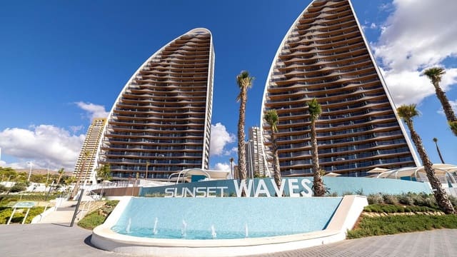 2 sypialnia Apartament na sprzedaż w Playa Poniente, Benidorm z basenem garażem - 749 000 € (Ref: 10077680)